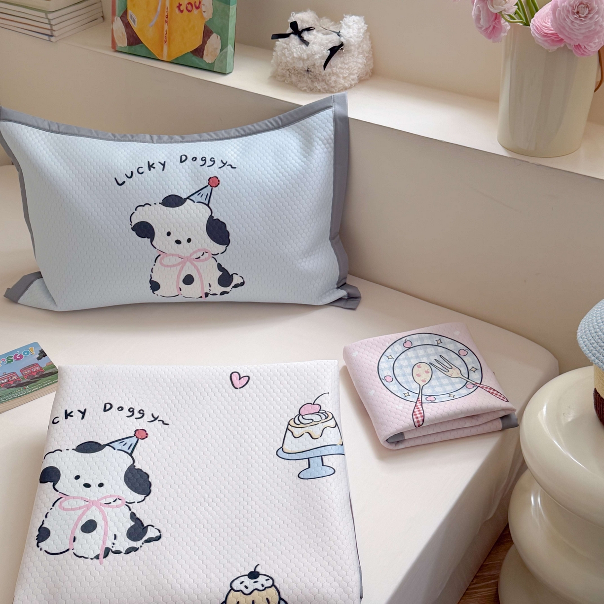 91家纺网 家纺一手货源 找家纺 Sweet dreams甜梦 2026新款数码印花大板凉感豆豆席 条纹狗狗