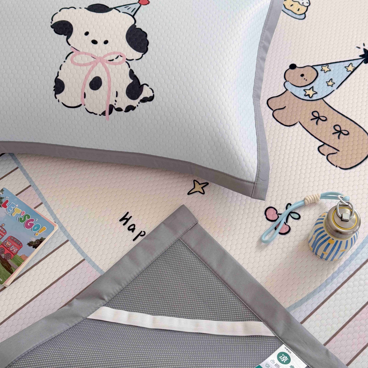 91家纺网 家纺一手货源 找家纺 Sweet dreams甜梦 2026新款数码印花大板凉感豆豆席 条纹狗狗