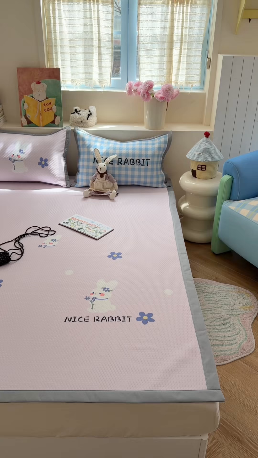 91家纺网 家纺一手货源 找家纺 Sweet dreams甜梦 2026新款数码印花大板凉感豆豆席 紫底小兔