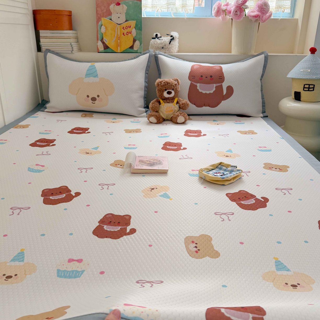 91家纺网 家纺一手货源 找家纺 Sweet dreams甜梦 2026新款数码印花小板凉感豆豆席 蛋糕小熊