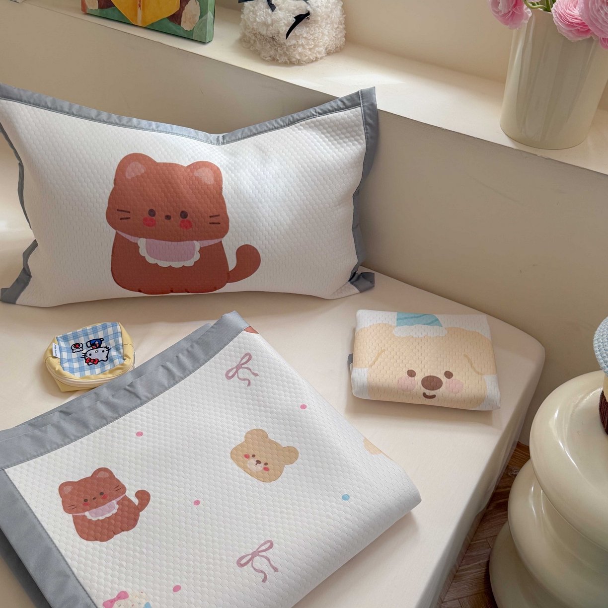 91家纺网 家纺一手货源 找家纺 Sweet dreams甜梦 2026新款数码印花小板凉感豆豆席 蛋糕小熊