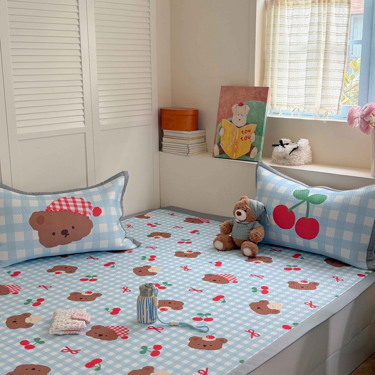 91家纺网 家纺一手货源 找家纺 Sweet dreams甜梦 2026新款数码印花小板凉感豆豆席 格子小熊