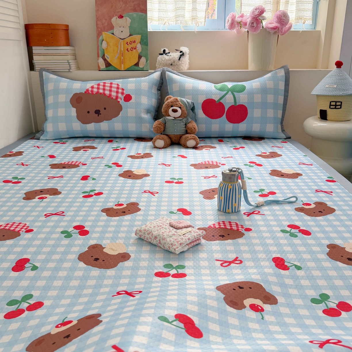 91家纺网 家纺一手货源 找家纺 Sweet dreams甜梦 2026新款数码印花小板凉感豆豆席 格子小熊