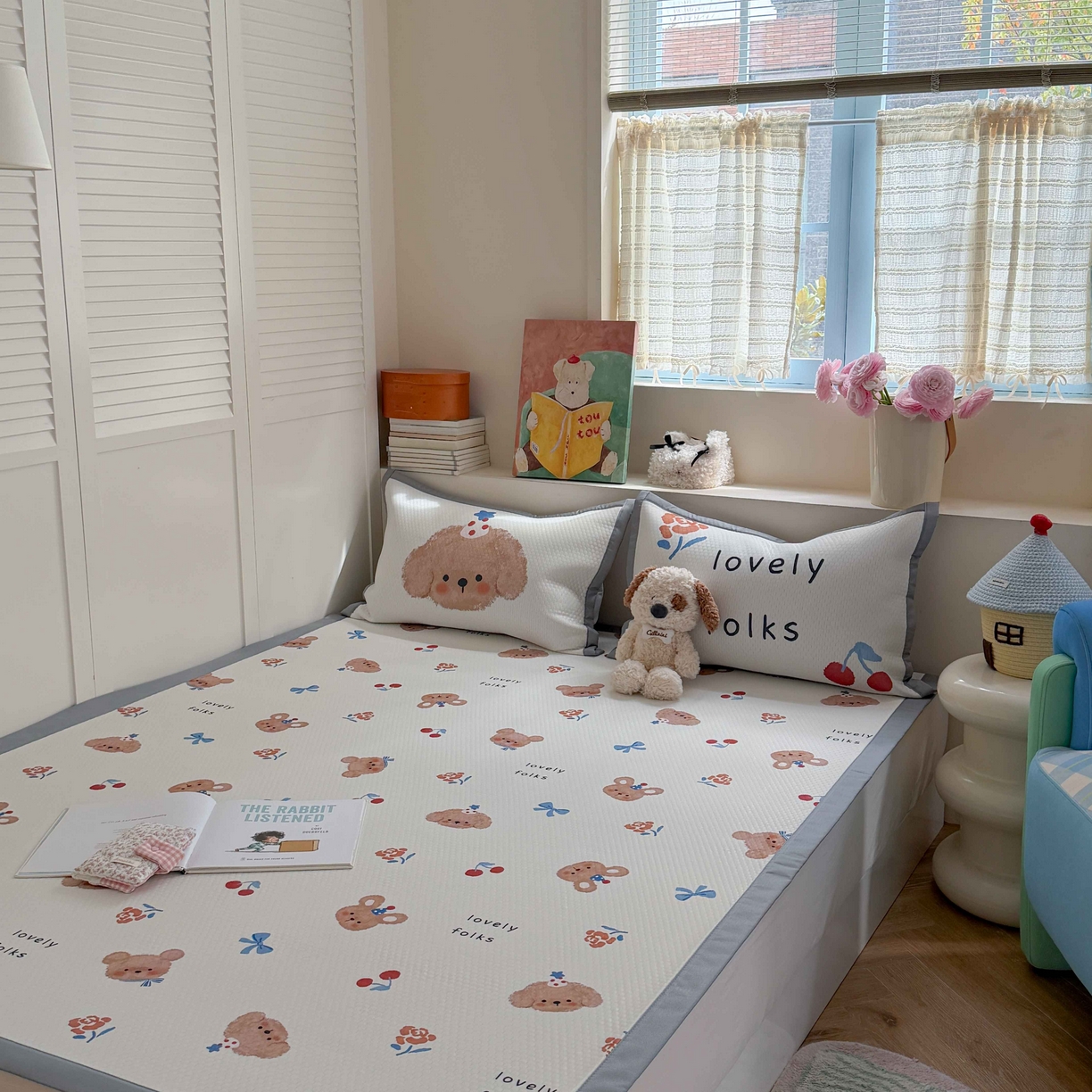 91家纺网 家纺一手货源 找家纺 Sweet dreams甜梦 2026新款数码印花小板凉感豆豆席 蝴蝶结狗狗