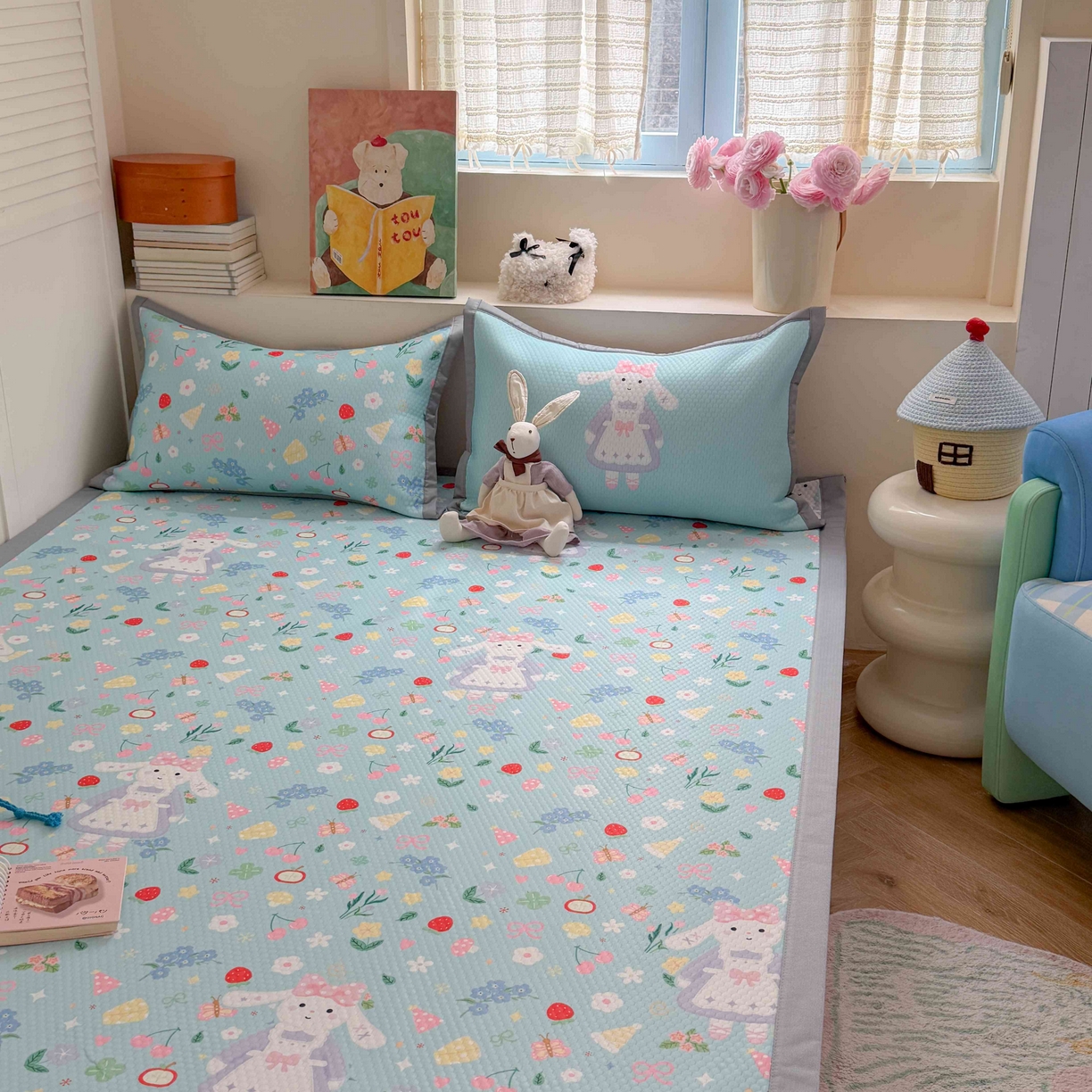 91家纺网 家纺一手货源 找家纺 Sweet dreams甜梦 2026新款数码印花小板凉感豆豆席 花花小兔