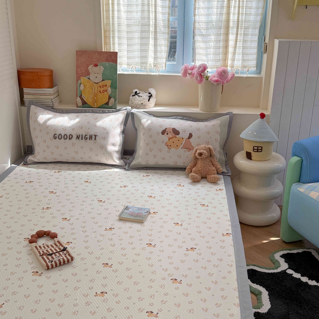 91家纺网 家纺一手货源 找家纺 Sweet dreams甜梦 2026新款数码印花小板凉感豆豆席 黄花小狗