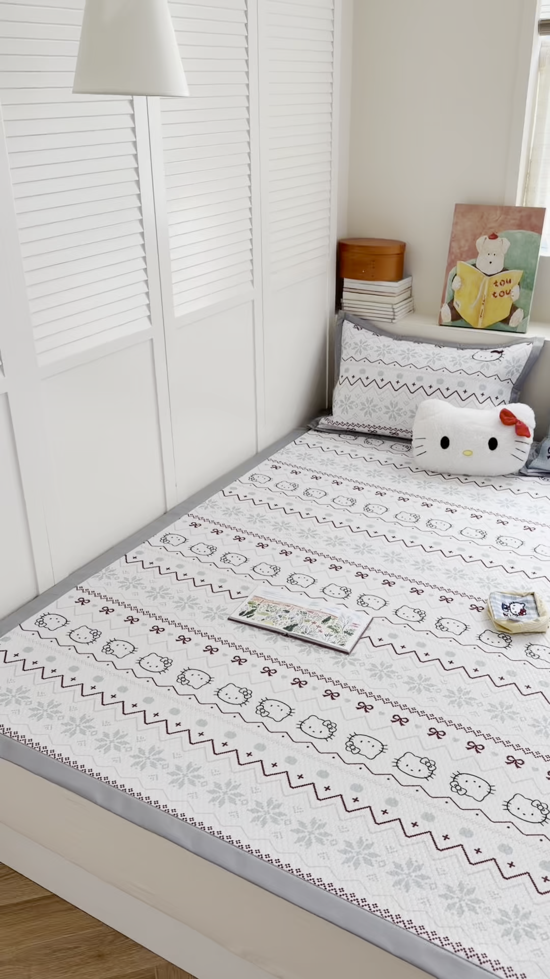 91家纺网 家纺一手货源 找家纺 Sweet dreams甜梦 2026新款数码印花小板凉感豆豆席 猫猫蝴蝶结