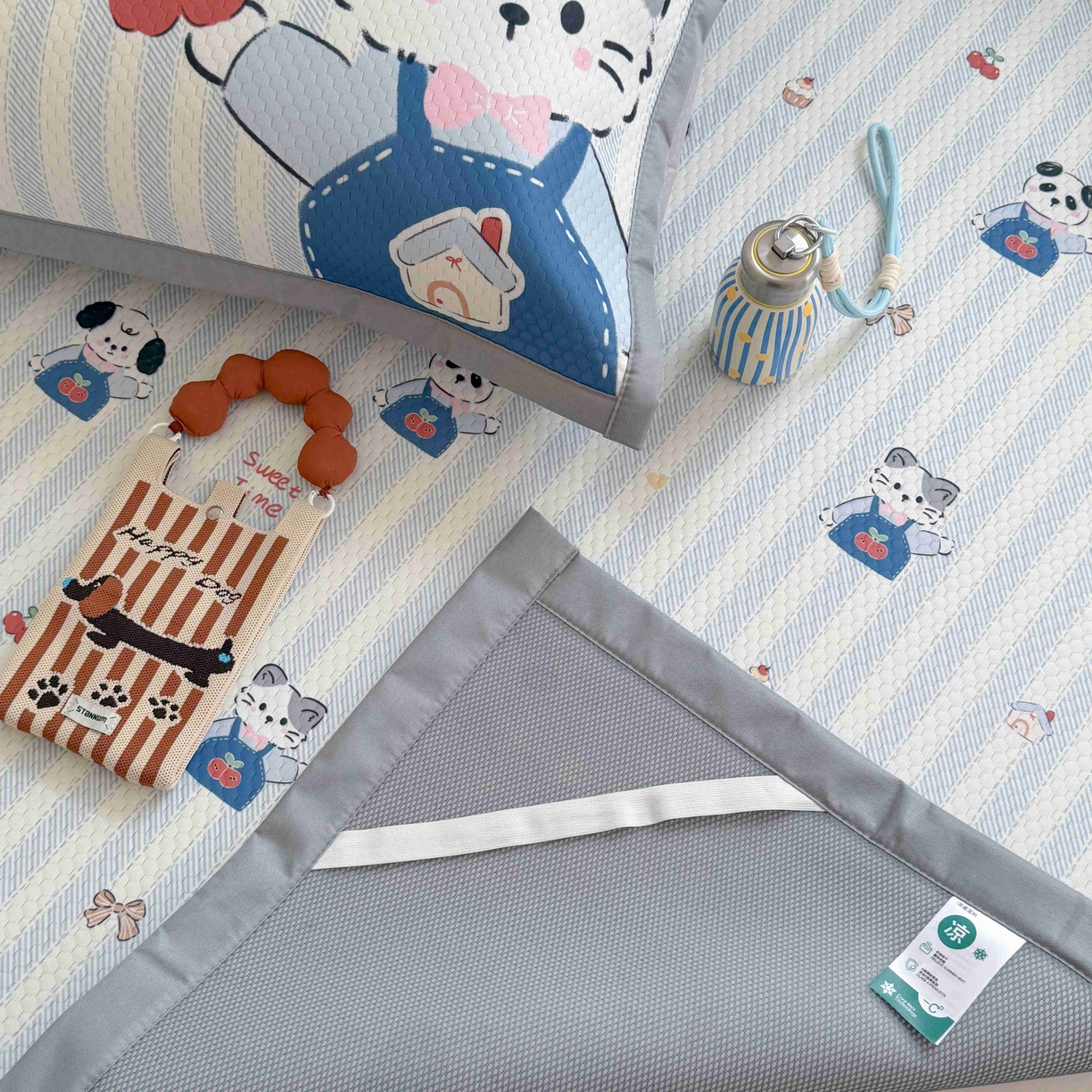 91家纺网 家纺一手货源 找家纺 Sweet dreams甜梦 2026新款数码印花小板凉感豆豆席 甜梦时光