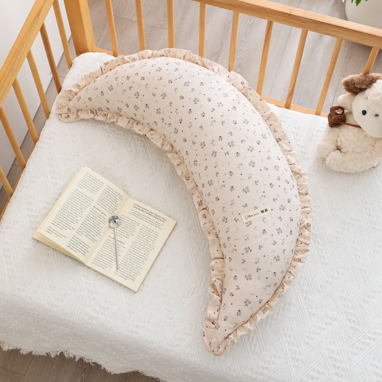 芯洲 2026新款月芽形棉麻充棉助眠夹腿神器抱枕 棉麻抱枕-郁金香