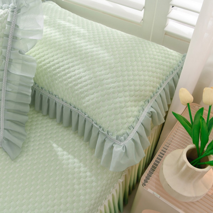 91家纺网 家纺一手货源 找家纺 席匠 2026新款冰豆豆床裙纯色款凉席席子凉席三件套 纯色渐变床裙款-绿