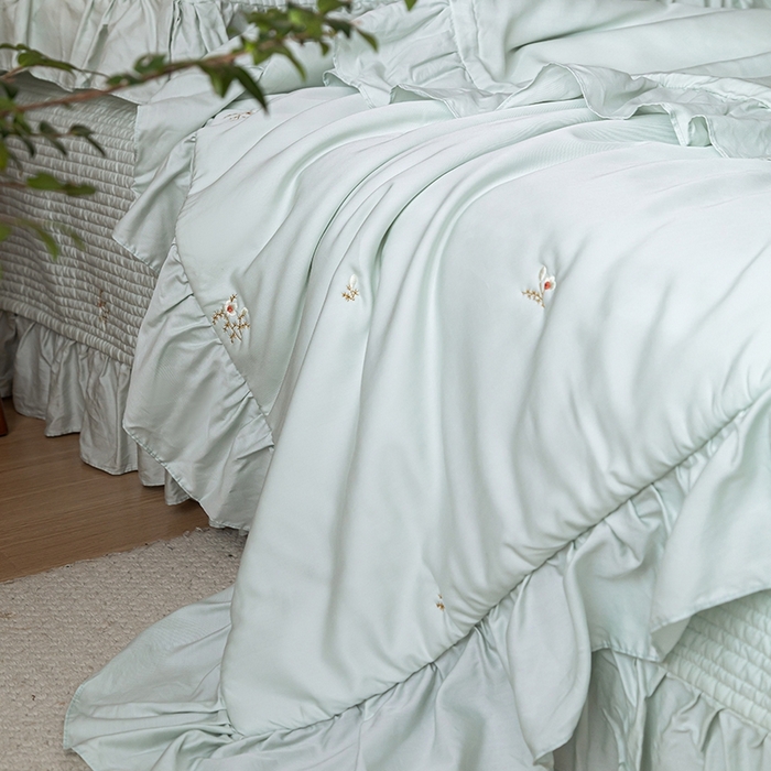 91家纺网 家纺一手货源 找家纺 上喜 2026新款天丝小花刺绣夏被夏凉被空调被四件套 绿色