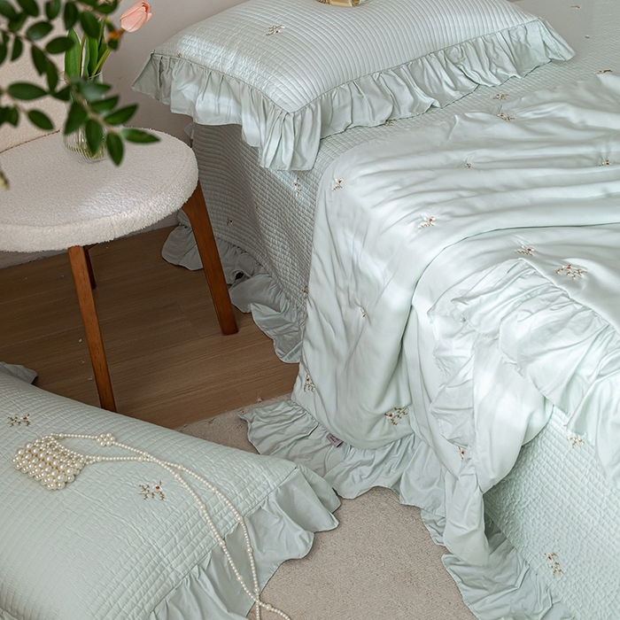 91家纺网 家纺一手货源 找家纺 上喜 2026新款天丝小花刺绣夏被夏凉被空调被四件套 绿色