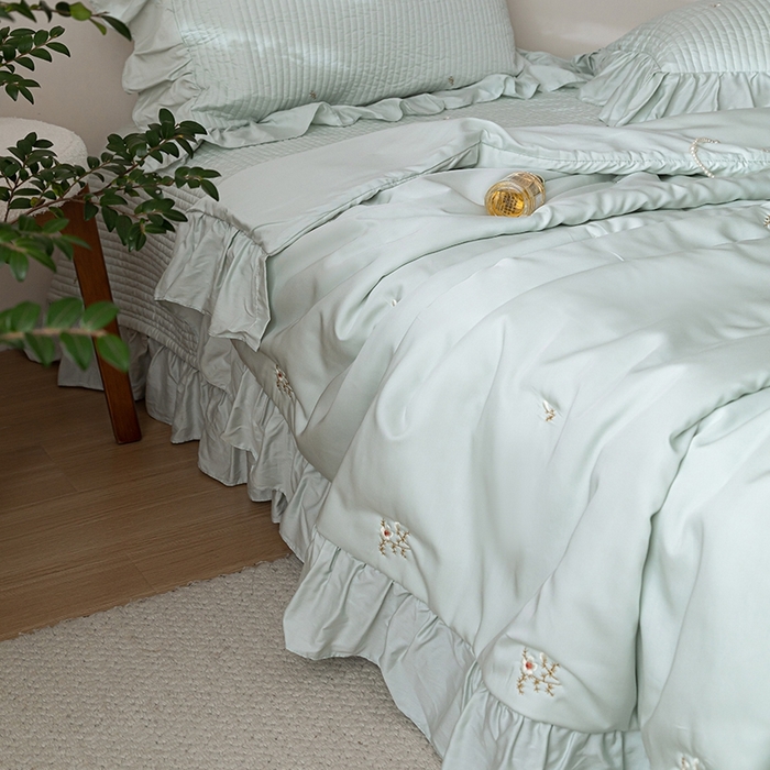 91家纺网 家纺一手货源 找家纺 上喜 2026新款天丝小花刺绣夏被夏凉被空调被四件套 绿色