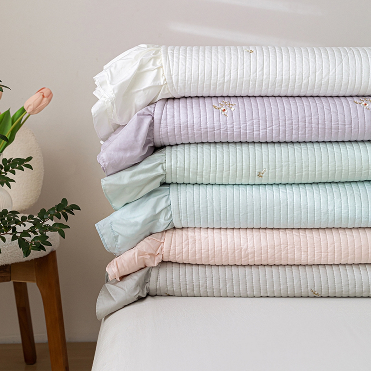 91家纺网 家纺一手货源 找家纺 上喜 2026新款天丝小花刺绣夏被夏凉被空调被四件套 组合图（仅供展示不可下单）