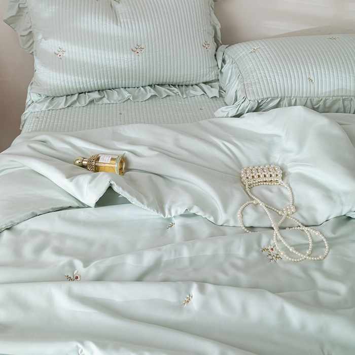 91家纺网 家纺一手货源 找家纺 上喜 2026新款天丝小花刺绣夏被夏凉被空调被四件套 绿色