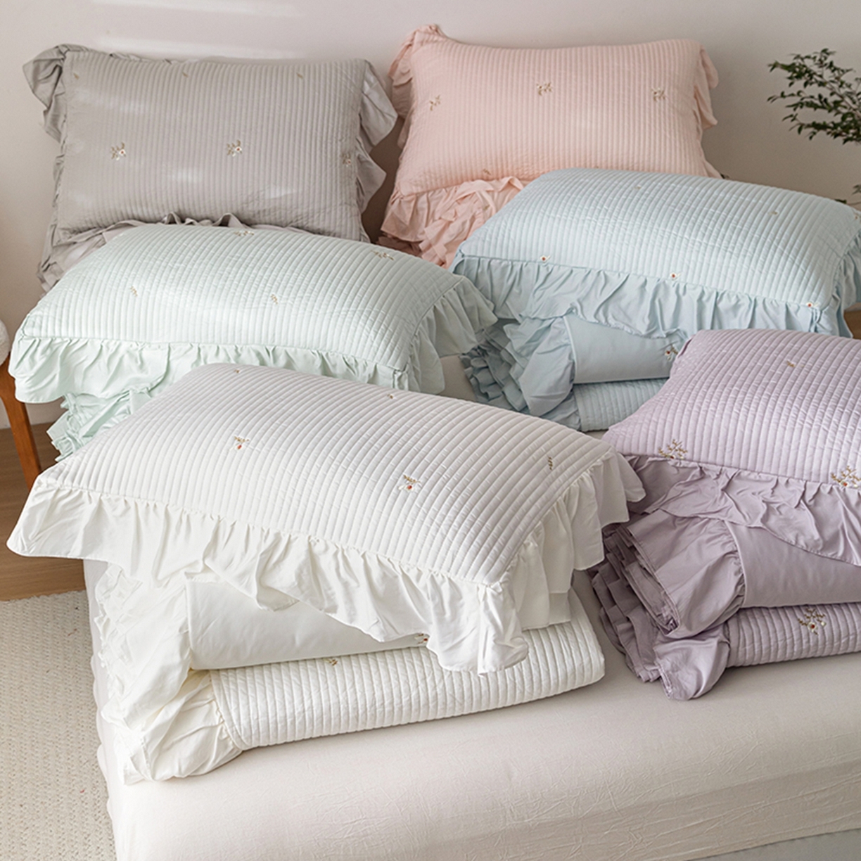 91家纺网 家纺一手货源 找家纺 上喜 2026新款天丝小花刺绣夏被夏凉被空调被四件套 组合图（仅供展示不可下单）