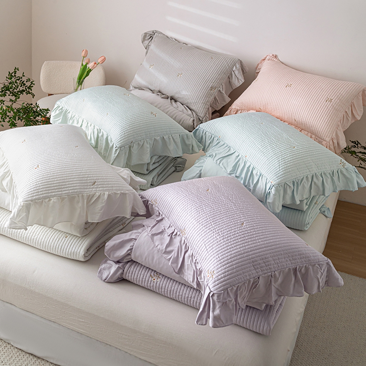 91家纺网 家纺一手货源 找家纺 上喜 2026新款天丝小花刺绣夏被夏凉被空调被四件套 组合图（仅供展示不可下单）