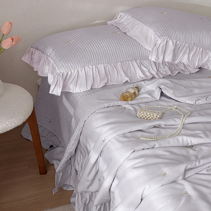 91家纺网 家纺一手货源 找家纺 上喜 2026新款天丝小花刺绣夏被夏凉被空调被四件套 紫色