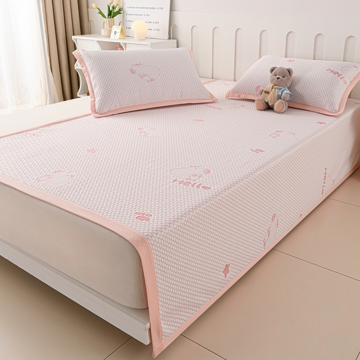 91家纺网 家纺一手货源 找家纺 席匠 2026新款冰豆豆床裙卡通款凉席席子凉席三件套 卡比巴拉床席款-粉