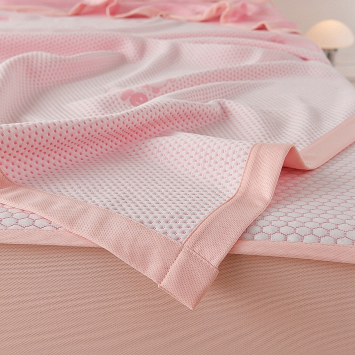 91家纺网 家纺一手货源 找家纺 席匠 2026新款冰豆豆床裙卡通款凉席席子凉席三件套 卡比巴拉床笠款-粉