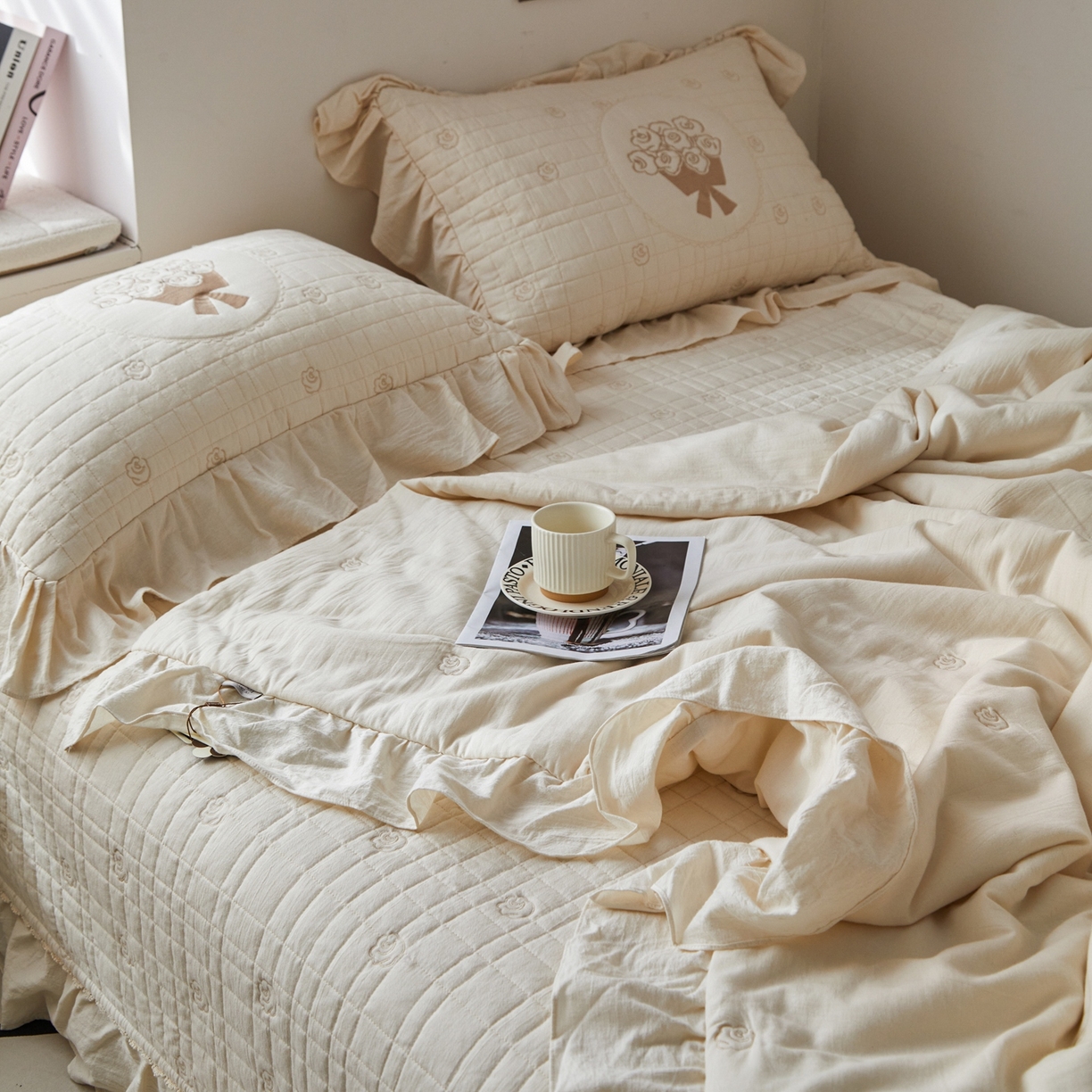 91家纺网 家纺一手货源 找家纺 上喜 2026新款全棉泡芙棉夏被夏凉被空调被四件套-玫瑰故事 玫瑰故事-米白
