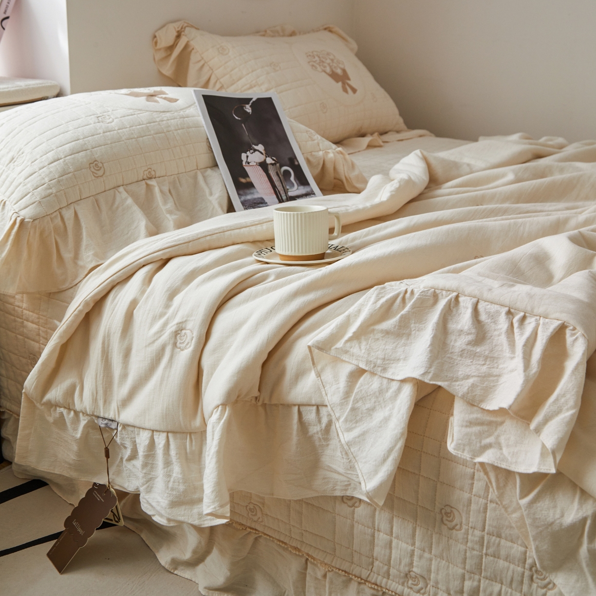 91家纺网 家纺一手货源 找家纺 上喜 2026新款全棉泡芙棉夏被夏凉被空调被四件套-玫瑰故事 玫瑰故事-米白