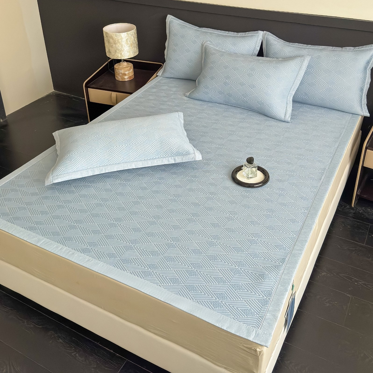 91家纺网 家纺一手货源 找家纺 席匠 2026新款冰豆豆冰感席面凉席席子大菱形直角 大菱形直角-蓝