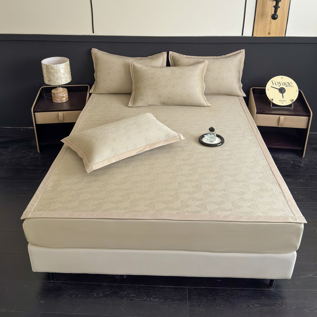 91家纺网 家纺一手货源 找家纺 席匠 2026新款冰豆豆冰感席面凉席席子大菱形直角 大菱形直角-香槟