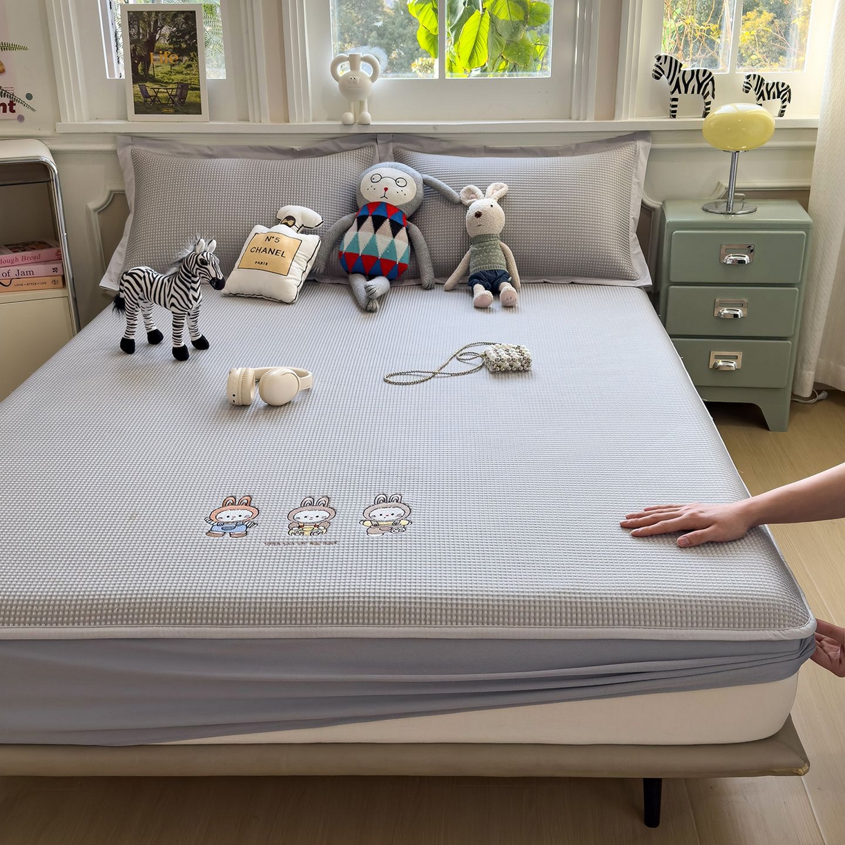 91家纺网 家纺一手货源 找家纺 （总）耀悦家纺 2026新款毛巾绣乙纶冰豆豆凉席冰丝席华夫格卡通绣花博主ins风学生床