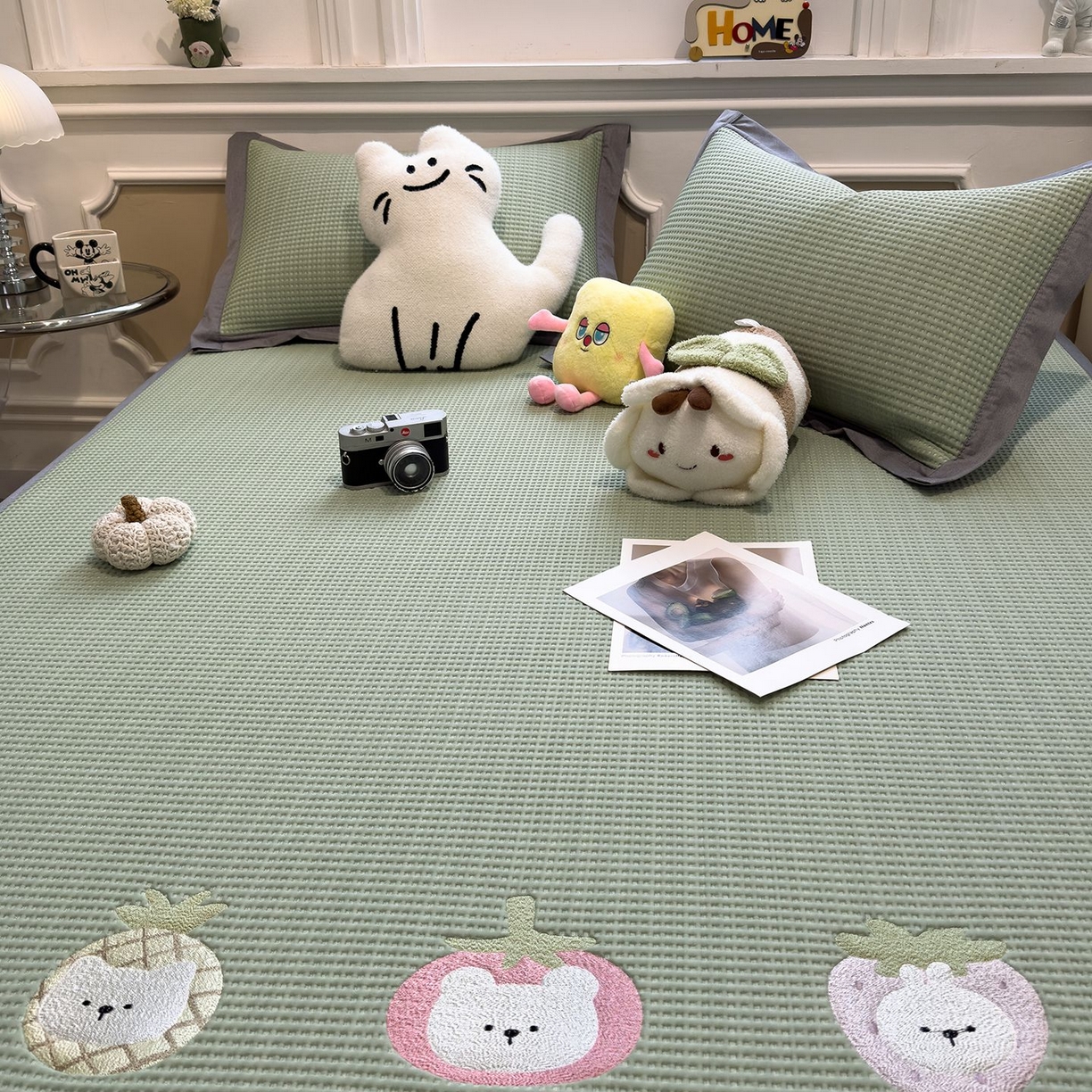 91家纺网 家纺一手货源 找家纺 耀悦家纺 2026新款毛巾绣乙纶冰豆豆凉席冰丝席华夫格卡通绣花博主ins风学生床 奶冻喵-果绿床席款