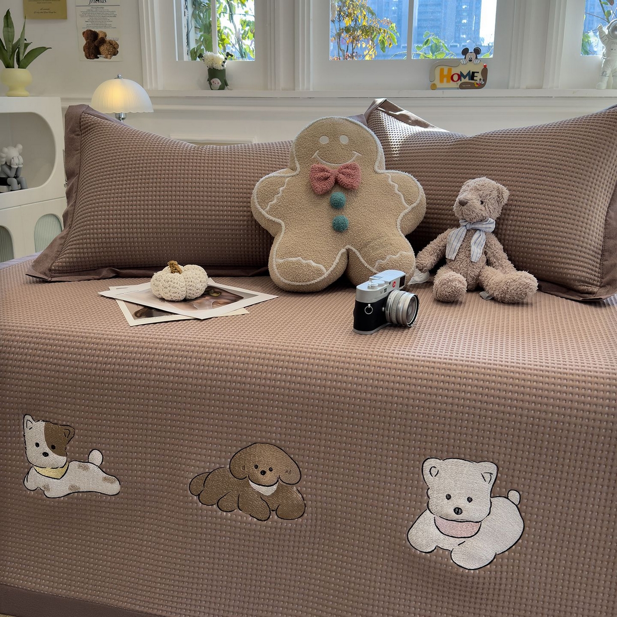 91家纺网 家纺一手货源 找家纺 耀悦家纺 2026新款毛巾绣乙纶冰豆豆凉席冰丝席华夫格卡通绣花博主ins风学生床 躺躺岛-咖床席款