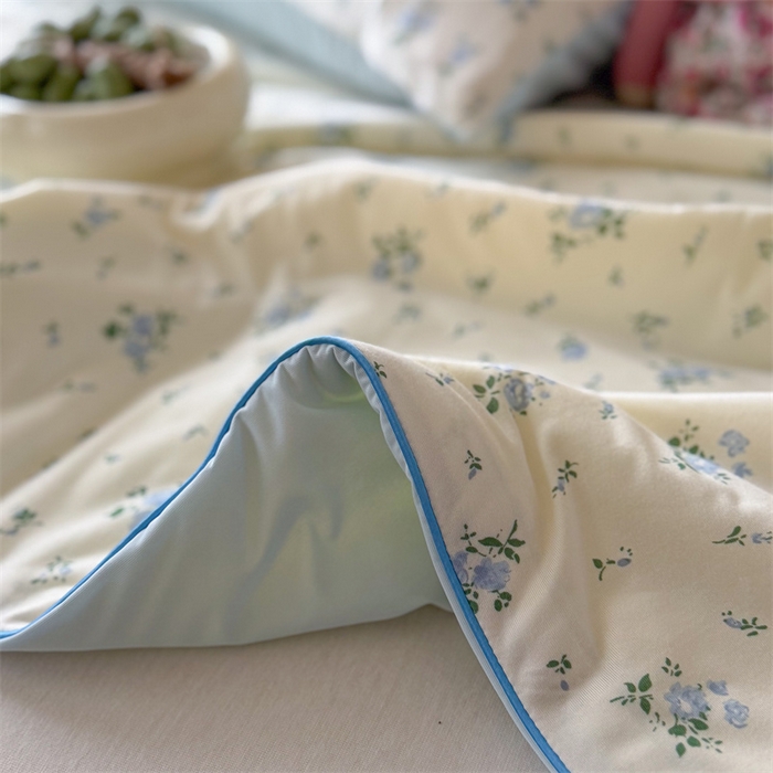 91家纺网 家纺一手货源 找家纺 暖生活 2026春夏新款A类针织锦氨绵绵冰双感夏被夏凉被空调被 蓝雾花舍