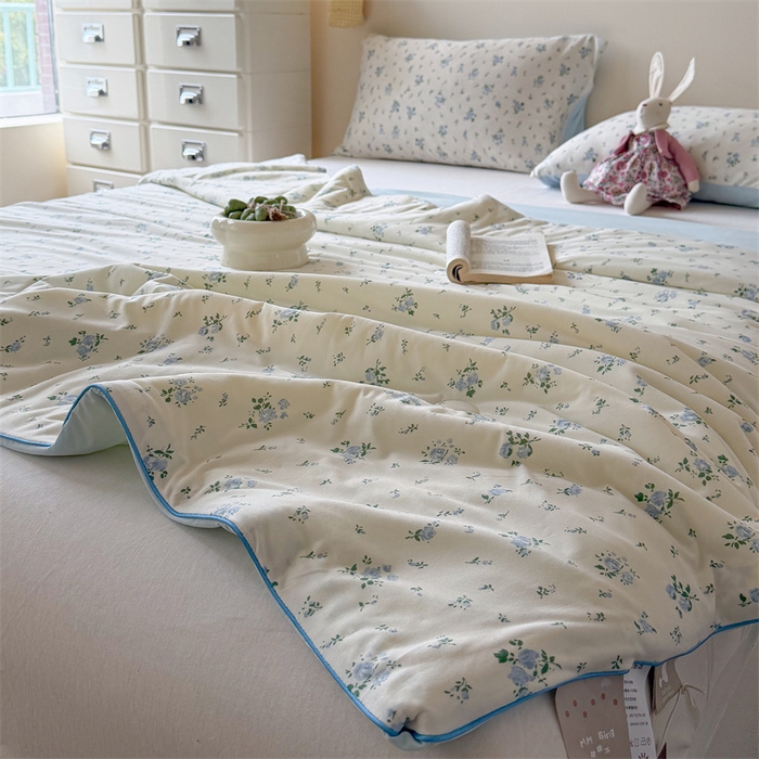 91家纺网 家纺一手货源 找家纺 暖生活 2026春夏新款A类针织锦氨绵绵冰双感夏被夏凉被空调被 蓝雾花舍