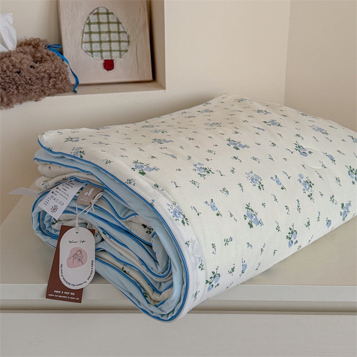 91家纺网 家纺一手货源 找家纺 暖生活 2026春夏新款A类针织锦氨绵绵冰双感夏被夏凉被空调被 蓝雾花舍