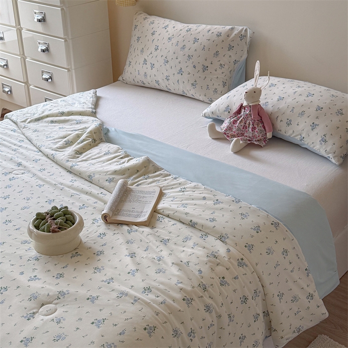 91家纺网 家纺一手货源 找家纺 暖生活 2026春夏新款A类针织锦氨绵绵冰双感夏被夏凉被空调被 蓝雾花舍