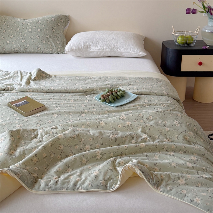 91家纺网 家纺一手货源 找家纺 暖生活 2026春夏新款A类针织锦氨绵绵冰双感夏被夏凉被空调被 绿野白茶