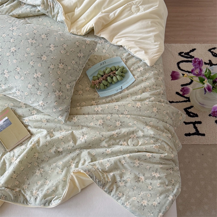 91家纺网 家纺一手货源 找家纺 暖生活 2026春夏新款A类针织锦氨绵绵冰双感夏被夏凉被空调被 绿野白茶