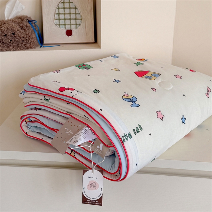 91家纺网 家纺一手货源 找家纺 暖生活 2026春夏新款A类针织锦氨绵绵冰双感夏被夏凉被空调被 甜猫小屋