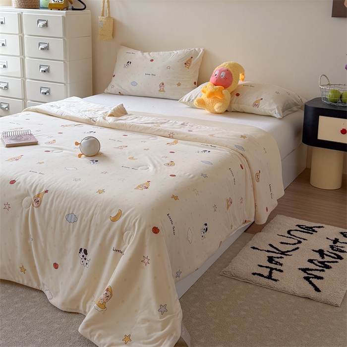 91家纺网 家纺一手货源 找家纺 暖生活 2026春夏新款A类针织锦氨绵绵冰双感夏被夏凉被空调被 小星宝