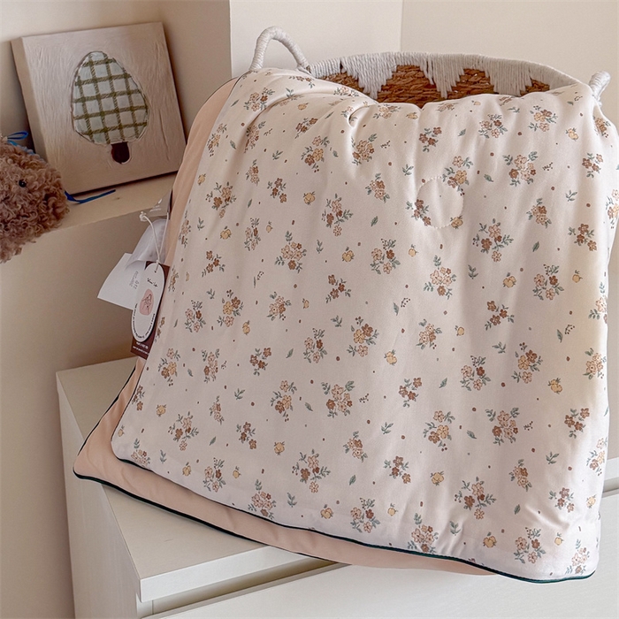 91家纺网 家纺一手货源 找家纺 暖生活 2026春夏新款A类针织锦氨绵绵冰双感夏被夏凉被空调被 杏色花信