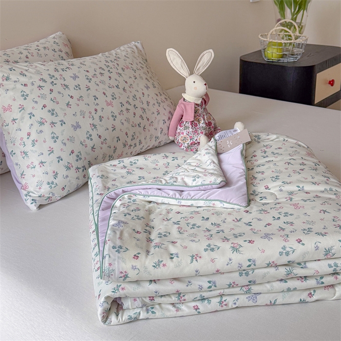 91家纺网 家纺一手货源 找家纺 暖生活 2026春夏新款A类针织锦氨绵绵冰双感夏被夏凉被空调被 紫雾樱野