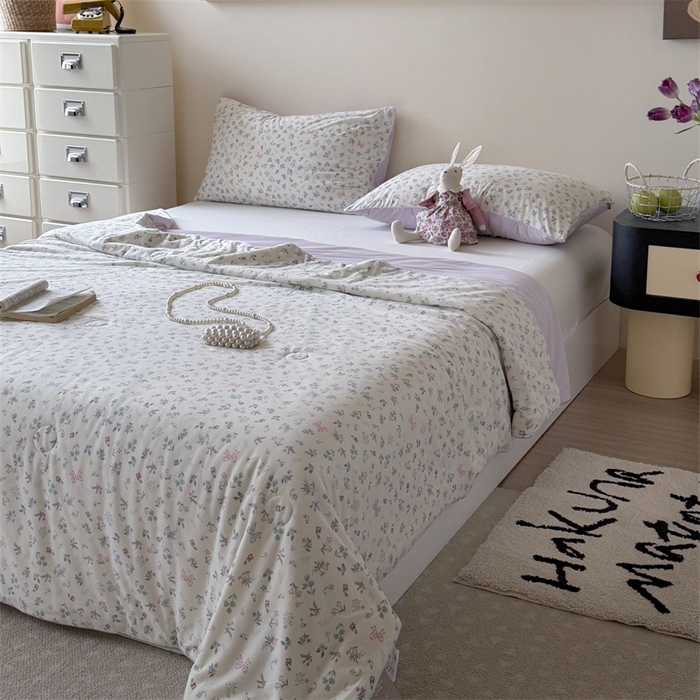 91家纺网 家纺一手货源 找家纺 暖生活 2026春夏新款A类针织锦氨绵绵冰双感夏被夏凉被空调被 紫雾樱野