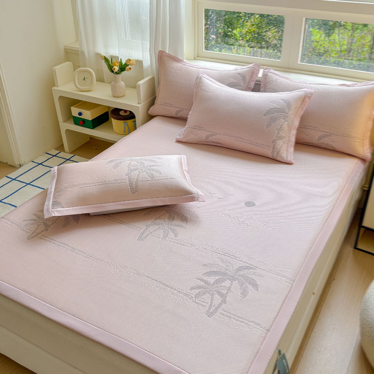 91家纺网 家纺一手货源 找家纺 席匠 2026新款硅胶防滑颗粒冰豆豆凉感席凉席席子 椰子树直角粉