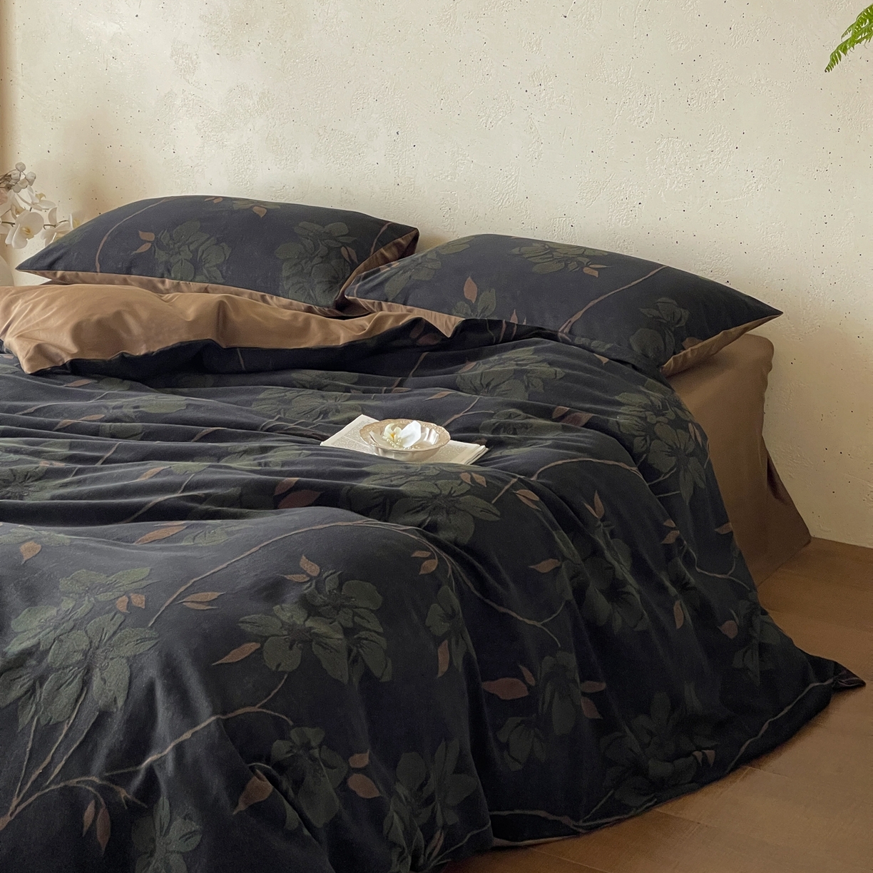 91家纺网 家纺一手货源 找家纺 云上 2026春夏新款全棉纯棉色织大提花四件套-曼华 曼华-黑咖