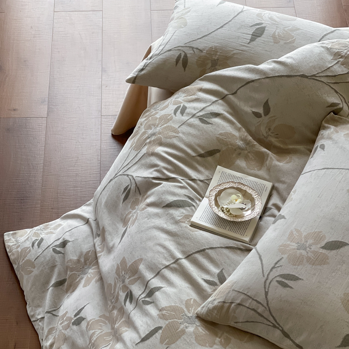 91家纺网 家纺一手货源 找家纺 云上 2026春夏新款全棉纯棉色织大提花四件套-曼华 曼华-奶绿