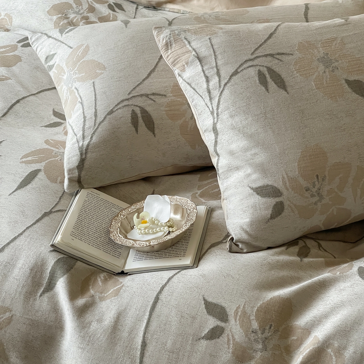 91家纺网 家纺一手货源 找家纺 云上 2026春夏新款全棉纯棉色织大提花四件套-曼华 曼华-奶绿