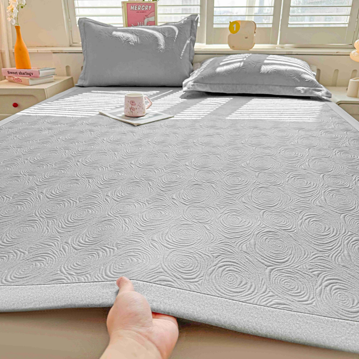 91家纺网 家纺一手货源 找家纺 （总）席匠 2026新款云柔玫瑰系列平铺款床裙款凉席席子