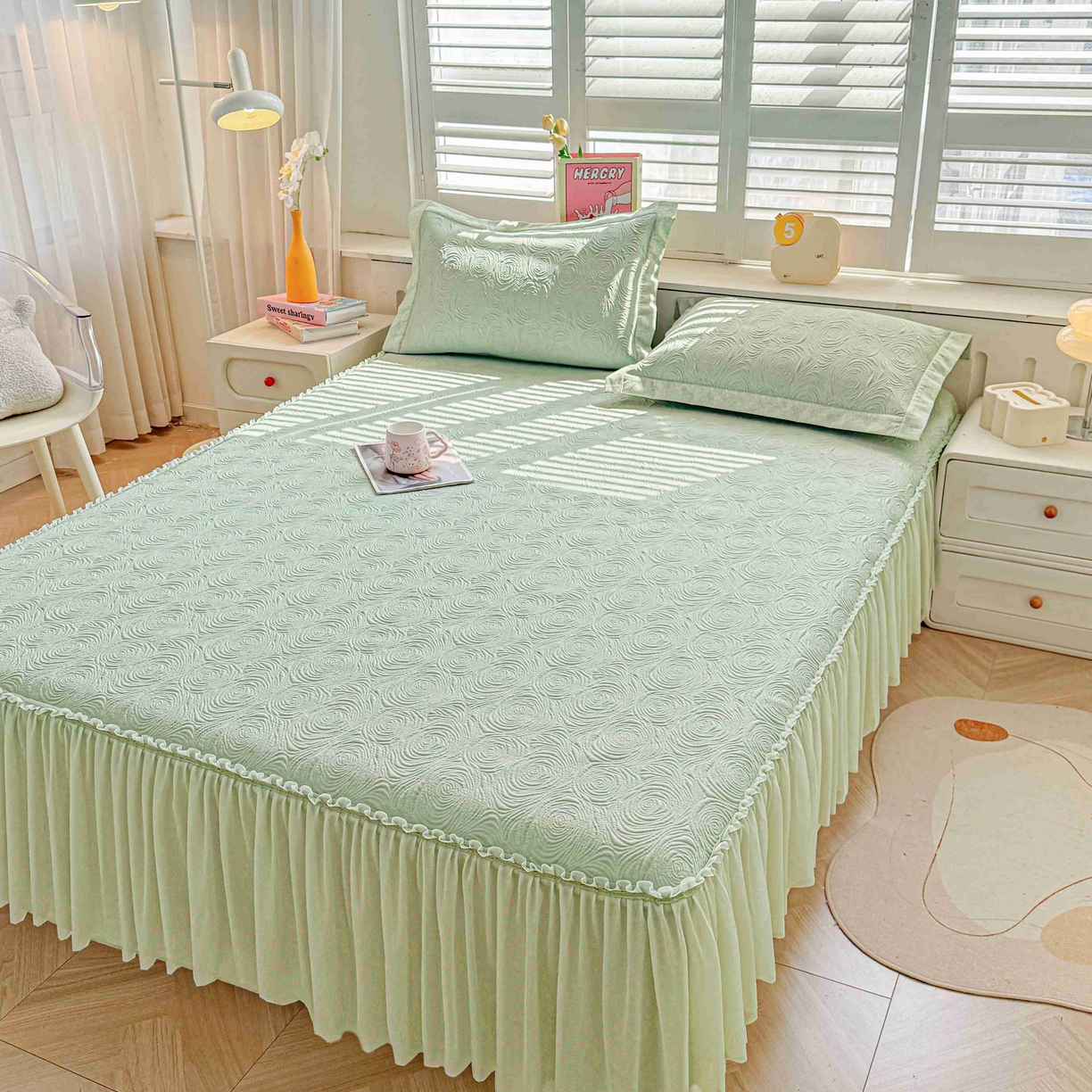 91家纺网 家纺一手货源 找家纺 席匠 2026新款云柔玫瑰系列平铺款床裙款凉席席子 薄荷绿-床裙款