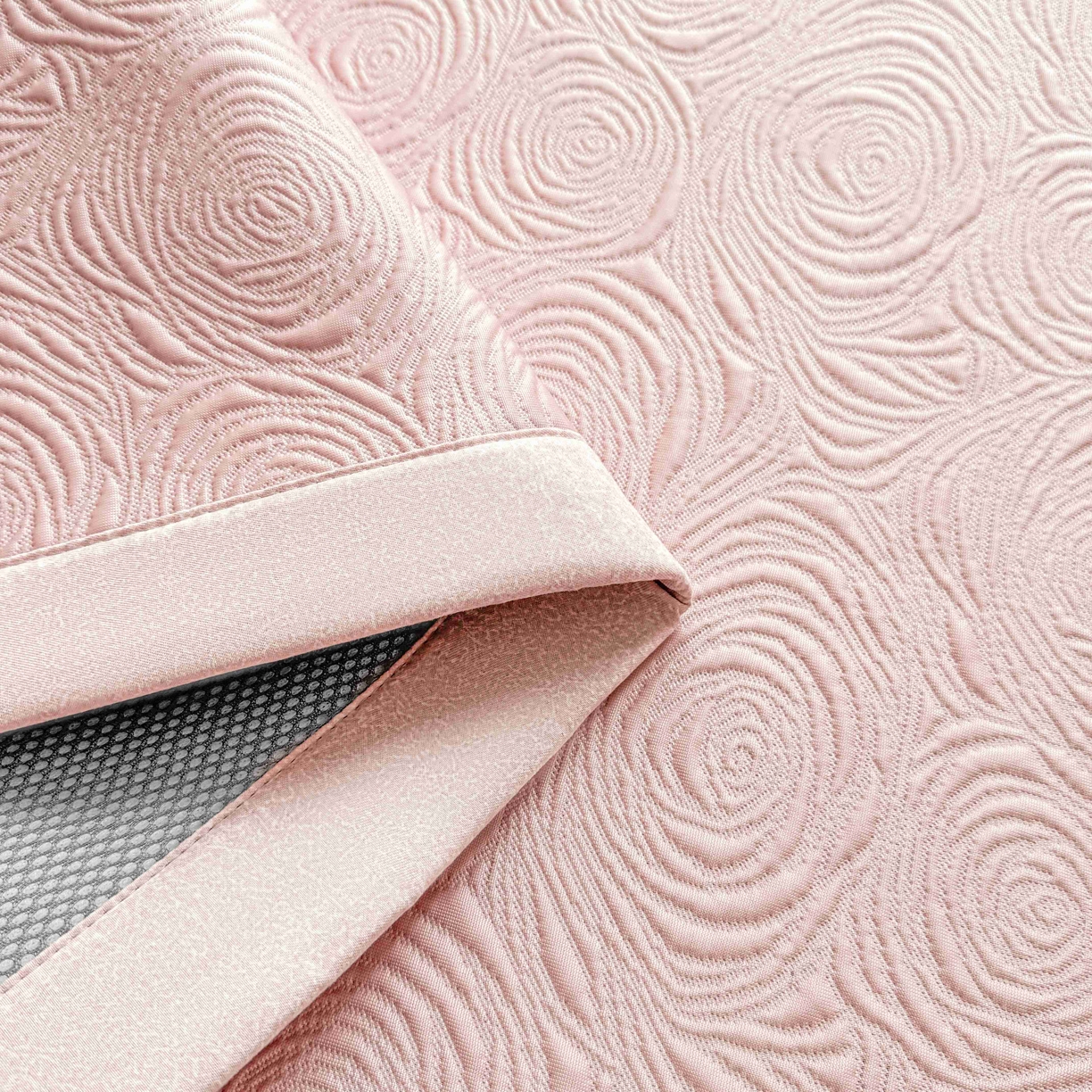 91家纺网 家纺一手货源 找家纺 席匠 2026新款云柔玫瑰系列平铺款床裙款凉席席子 樱花粉-平铺款