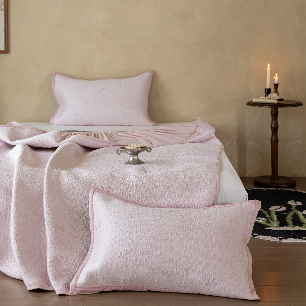 91家纺网 家纺一手货源 找家纺 云上 2026新款冷萃丝三明治凉感席凉席席子-蝴蝶结系列 蝴蝶结床笠款-粉色